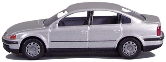 AWM VW Passat Limousine metallic blau oder silber 