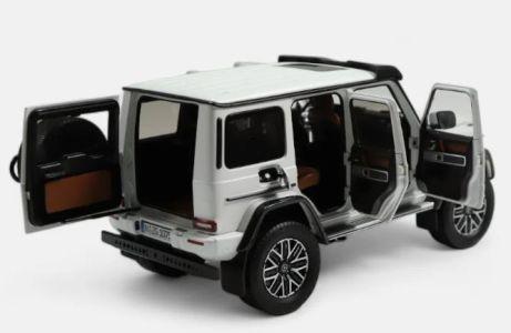 NZG 1:18 Mercedes-AMG G 63 4x4² "Standart" - opalith white 