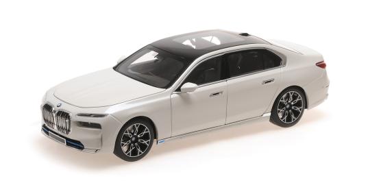 Minichamps BMW i7 - 2022 - WHITE METALLIC 