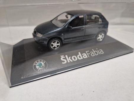 Abrex 1:43 PKW Skoda Fabia II dunkelgrün metallic 