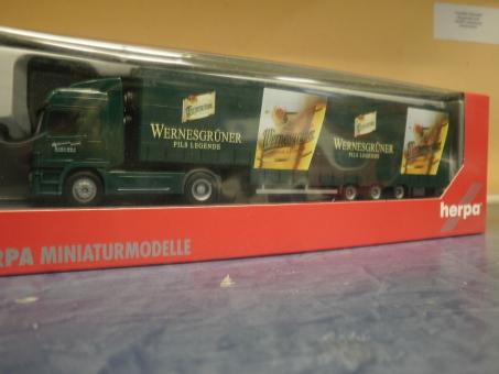 Herpa LKW MB Actros MP2 L/Aerop. Jumbo-KSZ Wernesgrüner 