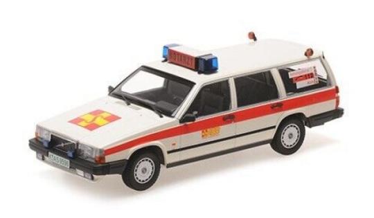 Minichamps 1:18 VOLVO 740 GL BREAK (1986) - ASB KÖLN 