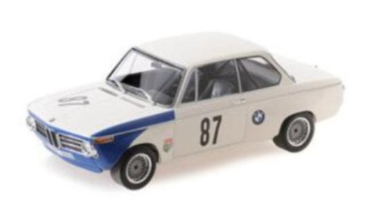 Minichamps 1:18 BMW 2002 TIK - BMW AG - HUBERT HAHNE - GRAND 