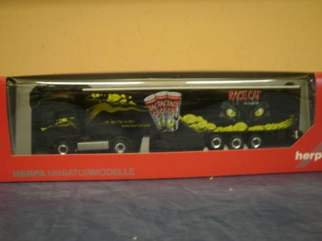 Herpa LKW DAF 105 XF Aerop. SsC Ga-KSZ Race Cat 