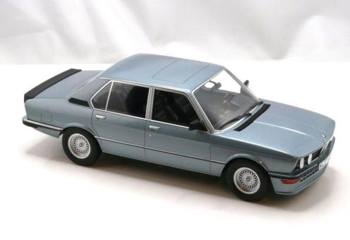 NOREV 1:18 BMW M535i 1980 - Blue metallic 