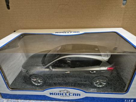 MCG 1:18 Ford Focus ST magnetic metallic grau 2022 