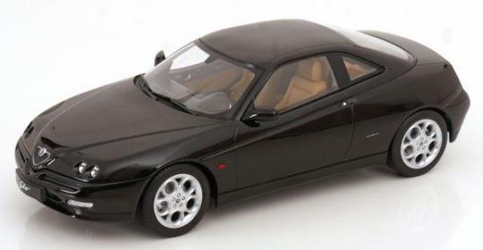 NOREV 1:18 Alfa Romeo GTV 1999 - black 