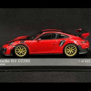 Minichamps 1:43 Porsche 911 (991 II) GT2 RS Weissach-Paket 2018 indian red / gol 