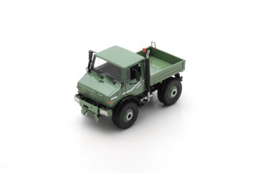 Spark/Schuco 1:32 Unimog U 1600, grün 