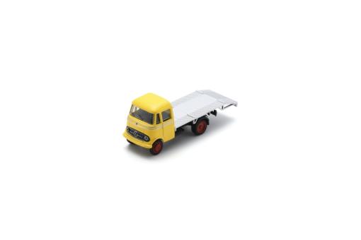 Spark/Schuco 1:87 Mercedes-Benz L319 Car transporter 452678300 