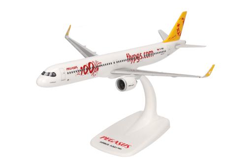 Herpa Snap Wings 1:200 Airbus A 321neo Pegasus 100th 