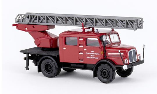 Brekina LKW IFA S 4000-1 Doka DL25 Werkfeuerwehr Buna 71772 