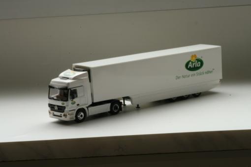 AWM LKW MB Actros MP3 LH/Aerop Kühl-SZ ARLA 76461 