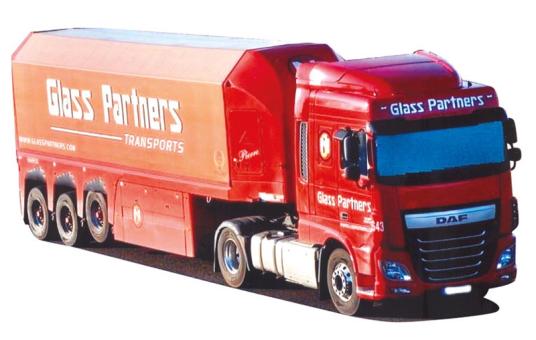 AWM LKW DAF XF 106 SC/Aerop. Innenlader-SZ Glass Partners 9078.01 