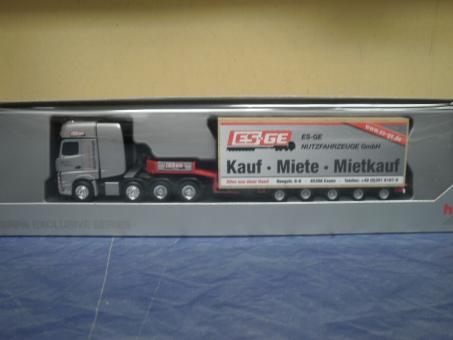 Herpa LKW MB Actros 11 Giga SLT Tieflade-SZ ES-GE Holzkiste 