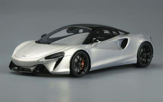 GT Spirit 1:18 Mclaren Artura - 2021 - silver 