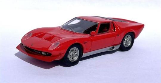 Matrix 1:43 Lamborghini Miura P400S Millechiodi red 1969 