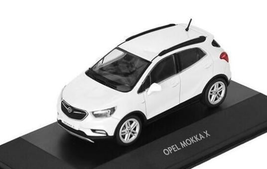 Motorart PKW 1:43 Opel Mokka x - weiß 