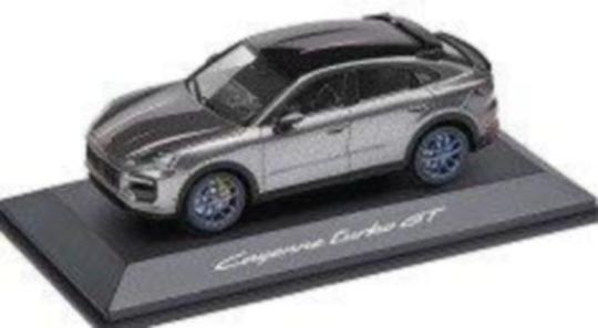 Minichamps 1:43 Porsche Cayenne Turbo GT Coupé (E3 II) - quartzite grey metallic 