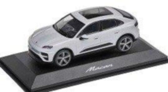 Minichamps 1:43 Porsche Macan Turbo (H2) - ice grey metallic 