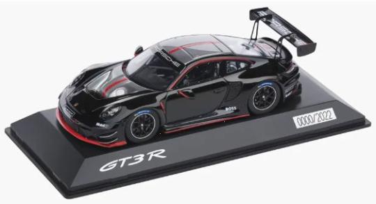 SPARK PKW 1:43 Porsche 992 GT3 R (992) - black 