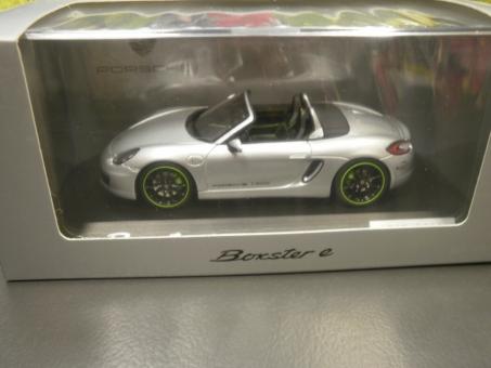 SPARK PKW 1:43 Porsche Boxster Cabrio e silbermetallic 