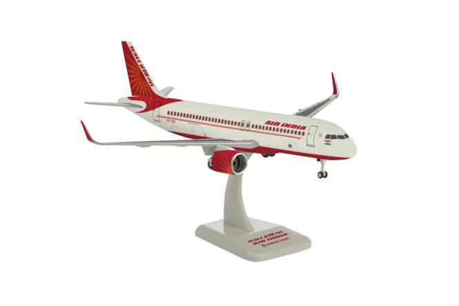 Shepper Com Maquette Easyjet Airbus A321 Neo Echelle 1 0 Collection Modele Avion G Uzma Aeronefs Vehicules Miniatures